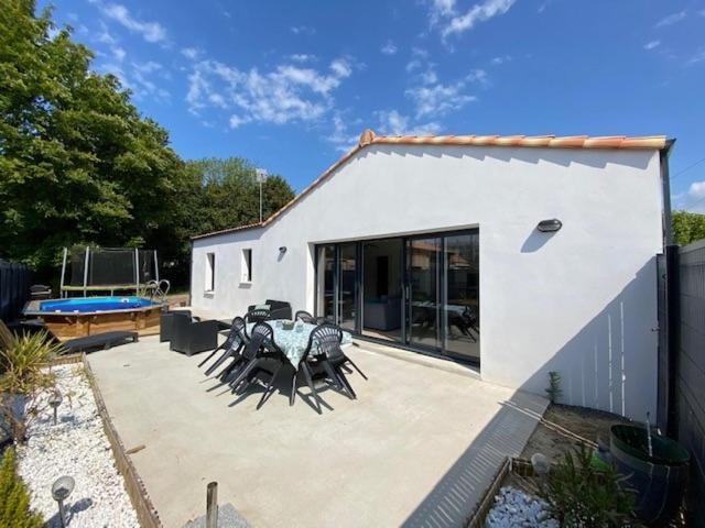 Maison La Garenne 생장드몽 외부 사진